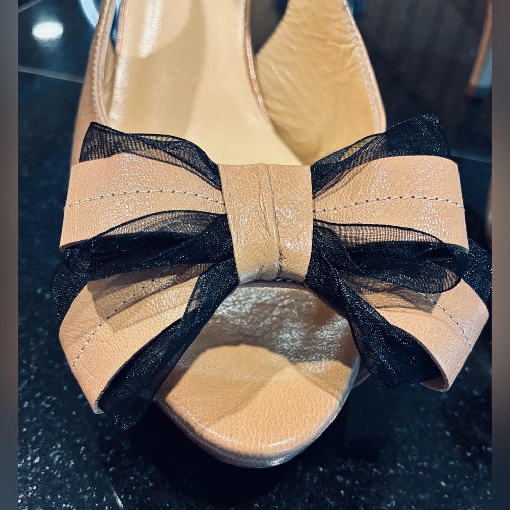 Kate Spade New York Billow Leather Slingback Heels Tan SZ. 7.5 Made In Italy - Picture 3 of 14